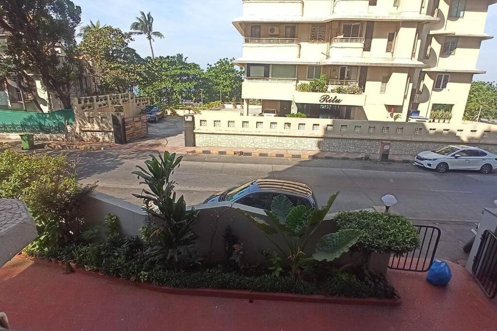 Appartement Cozy Private Ac Studio By The Sea Bandstand Bandra W Mumbai Nr Taj Lands End Extérieur photo