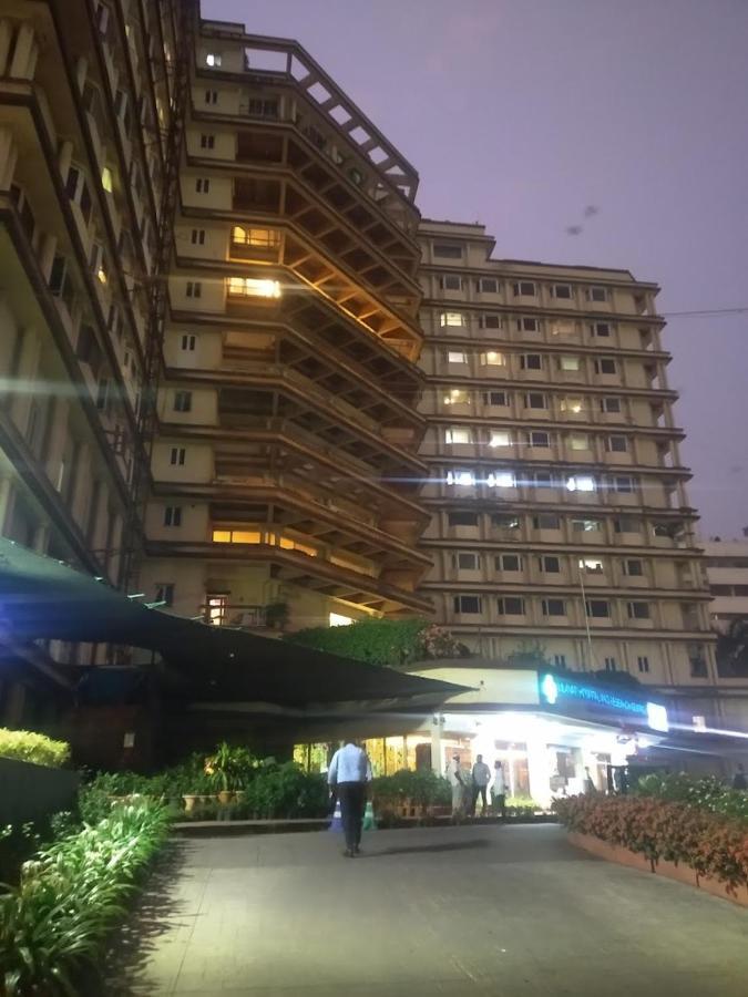 Appartement Cozy Private Ac Studio By The Sea Bandstand Bandra W Mumbai Nr Taj Lands End Extérieur photo