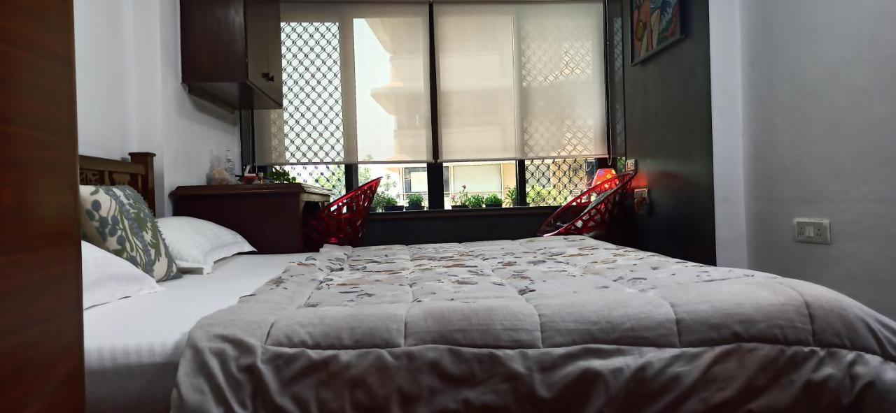 Appartement Cozy Private Ac Studio By The Sea Bandstand Bandra W Mumbai Nr Taj Lands End Extérieur photo