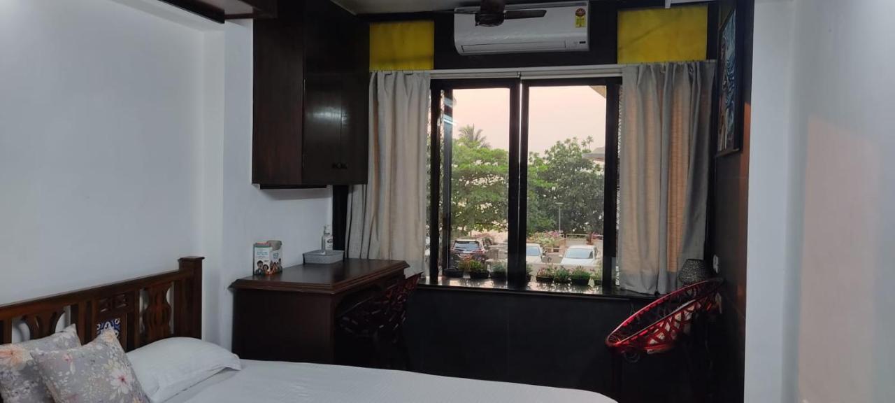 Appartement Cozy Private Ac Studio By The Sea Bandstand Bandra W Mumbai Nr Taj Lands End Extérieur photo
